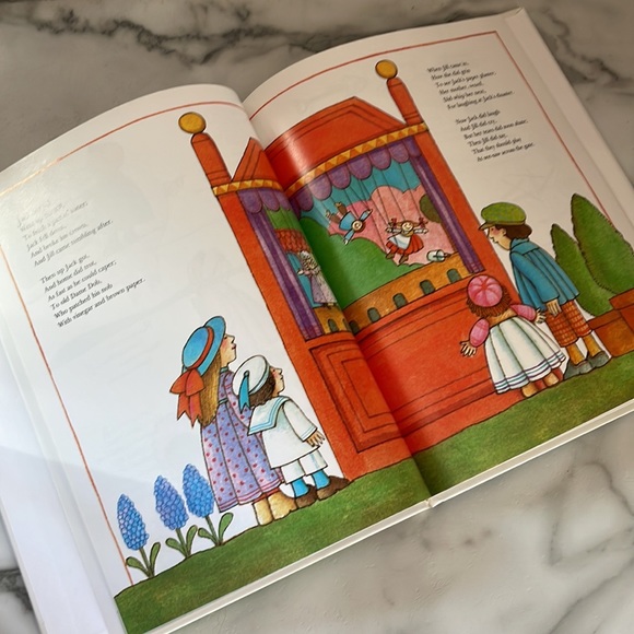 Vintage Tomie DePaola “Hey Diddle Diddle & other Mother Goose Nursery Rhymes” - Picture 6 of 7